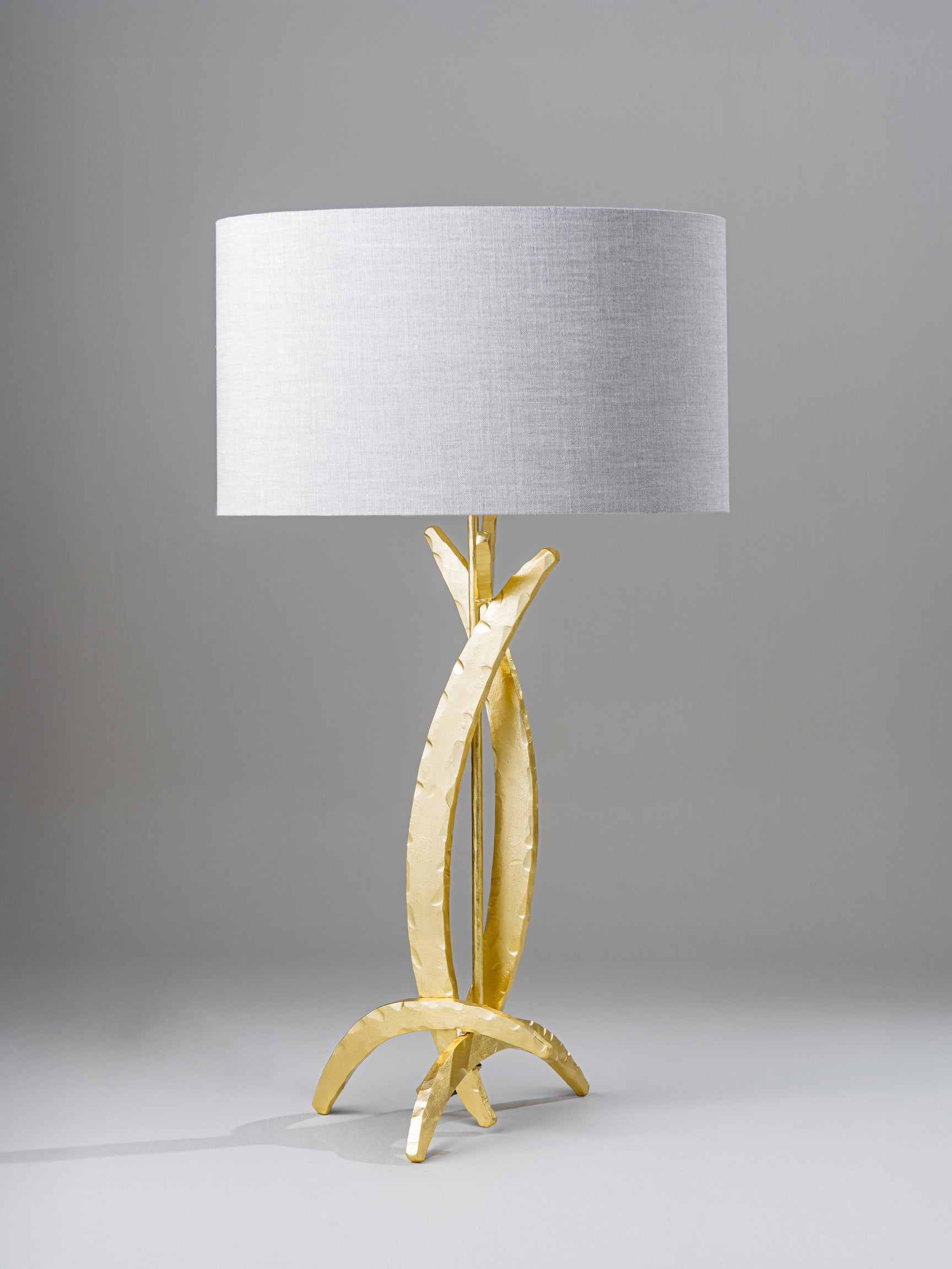 Bright Gold shown with 18" Straight Oval in Natural Linen with Cream Card lining