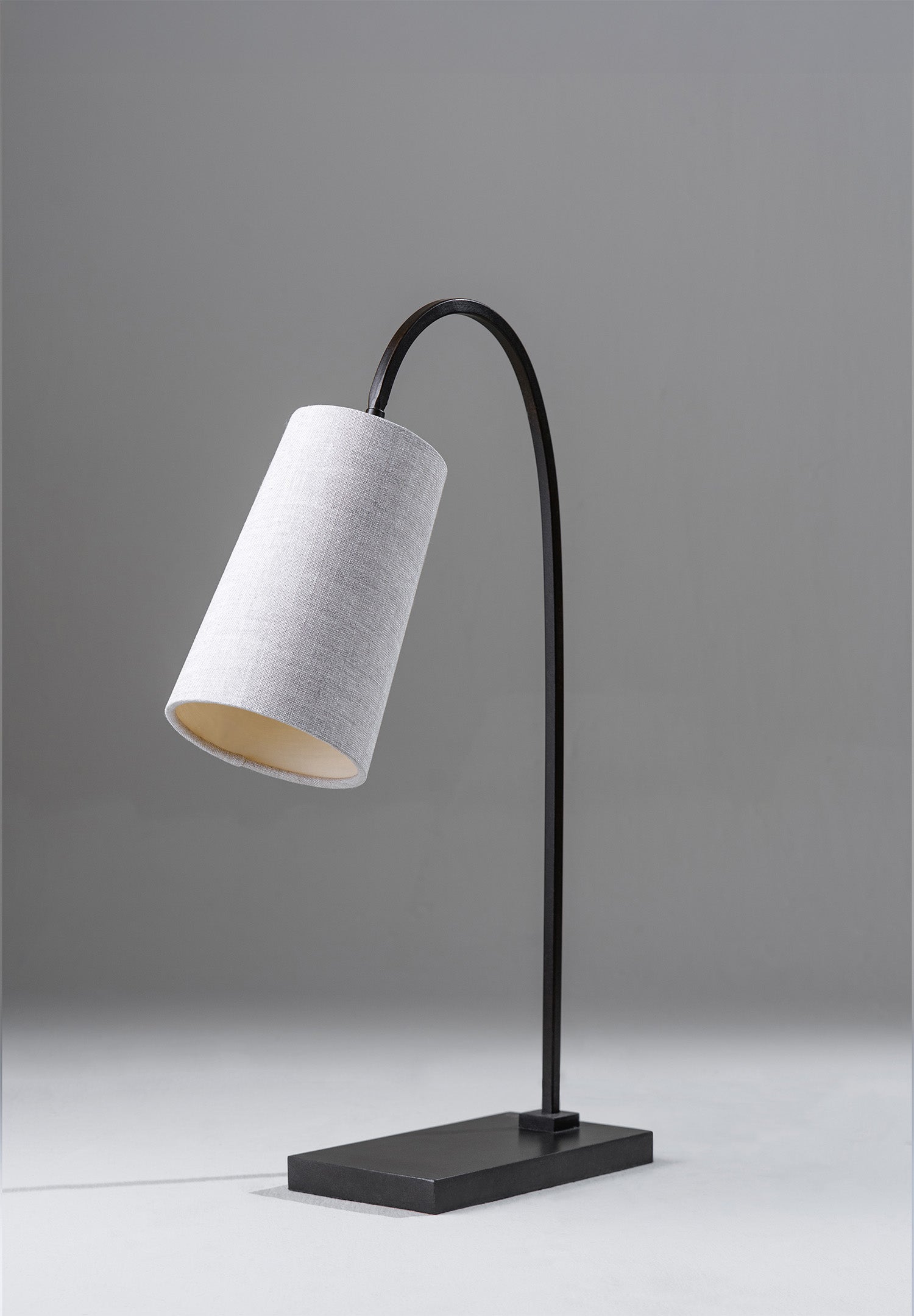 Bronzed shown with 5" Willow Empire in Natural Linen with Cream Card lining