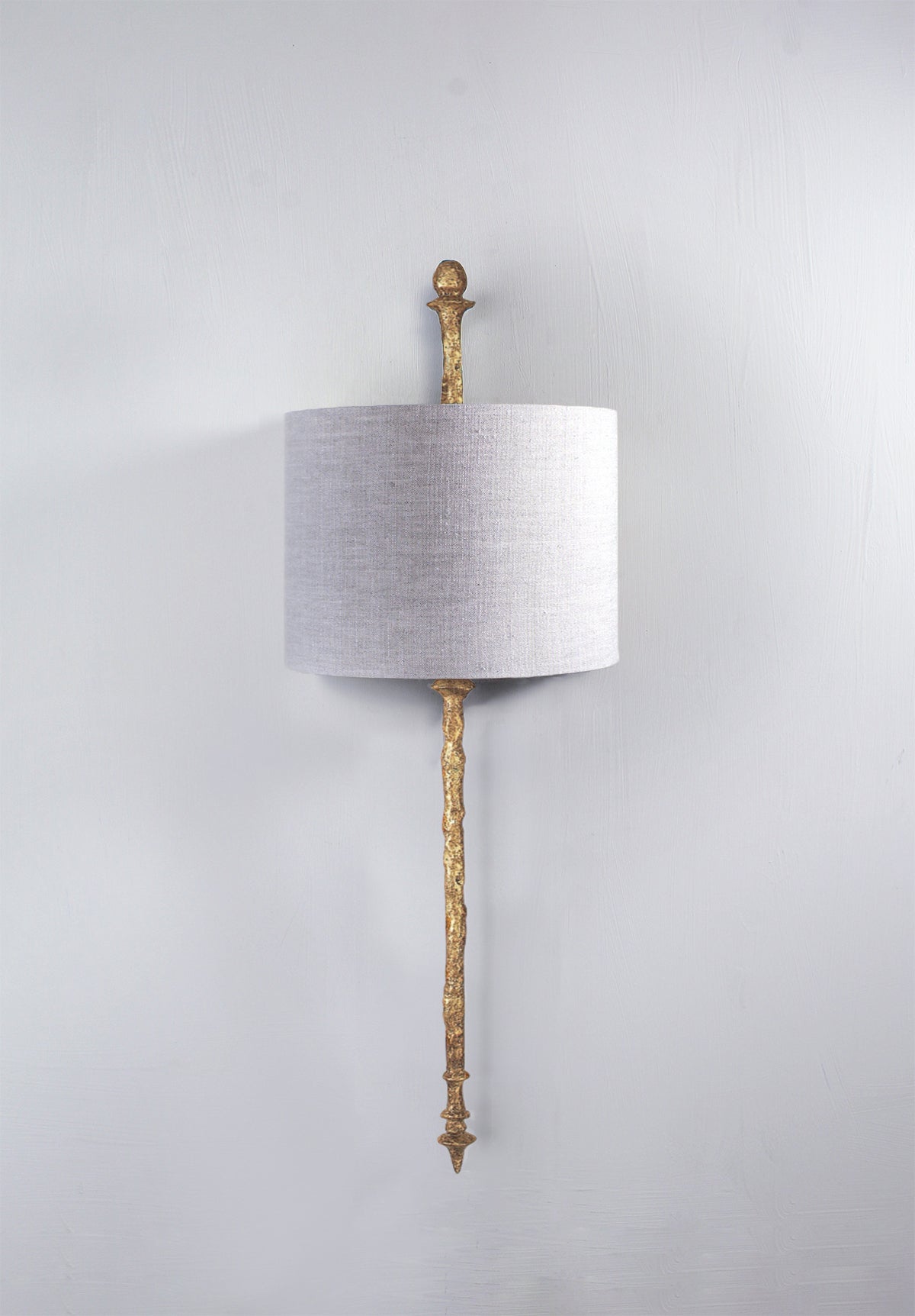 Olivier Wall Light