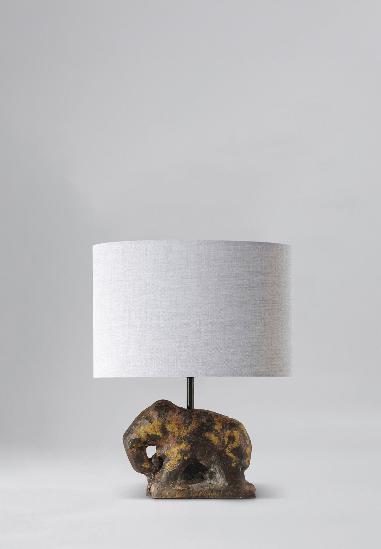 Old Paint shown with 12" Straight Oval in Natural Linen with Cream Card lining